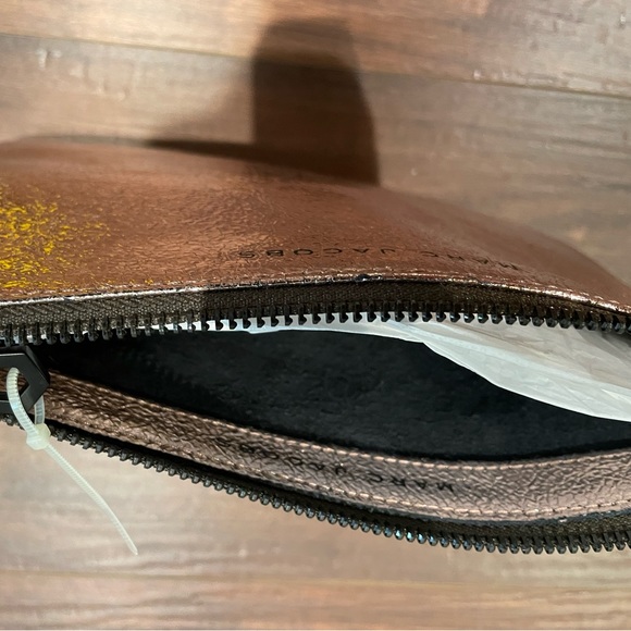 Marc Jacobs for Target Pink Rose Metallic Bag Purse Pouch NWOT - Picture 4 of 5